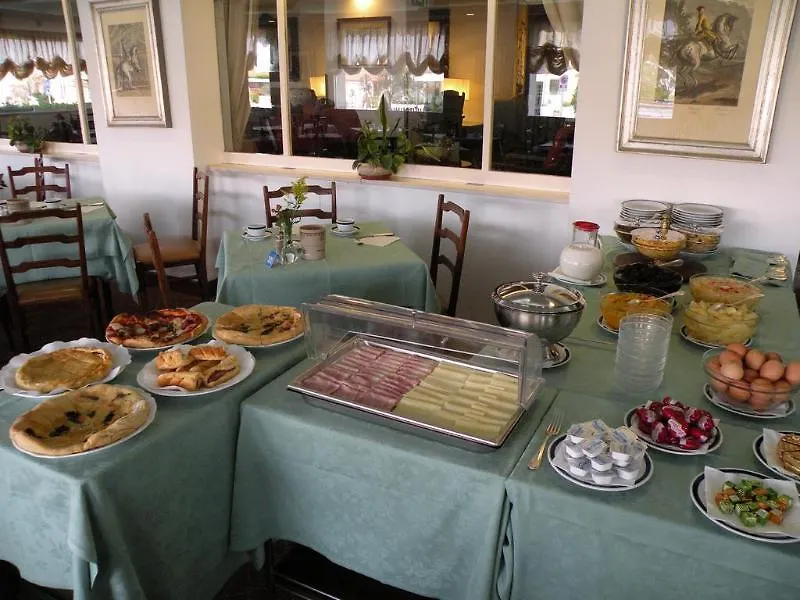 Hotel Piccadilly Lido di Camaiore 3*,  Italy